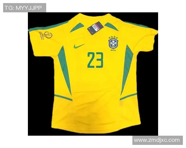 足球巨星卡亚克力荣膺年度最佳球员 领衔新一代足球传奇风采